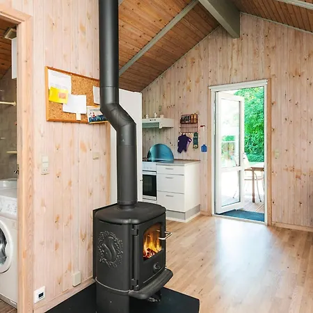 4 Star In Hovborg